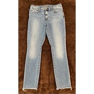 Rock & Republic Women’s FIXX Skinny Size 12 Pocket Detail